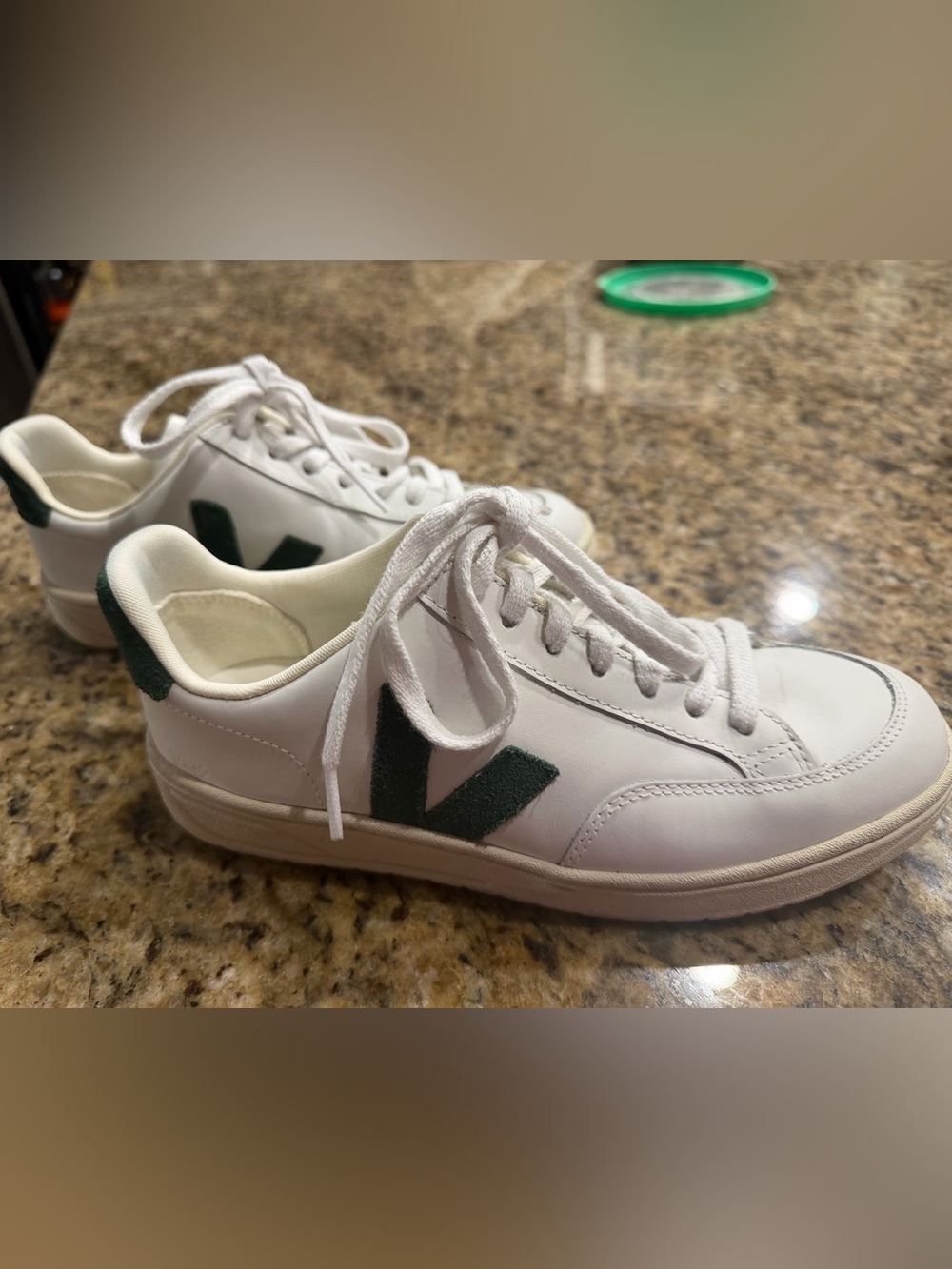 V-12 Leather White Cyprus. Veja white/green sneaker size 7